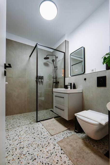 Eliss Apartament *